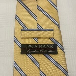 Joes A Bank - high quality, classic tie.